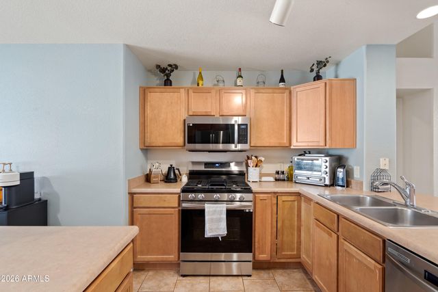 1785 SILVERADO Drive, Sierra Vista, AZ 85635