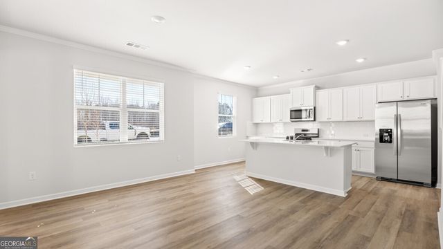 109 King Village, Braselton, GA 30517
