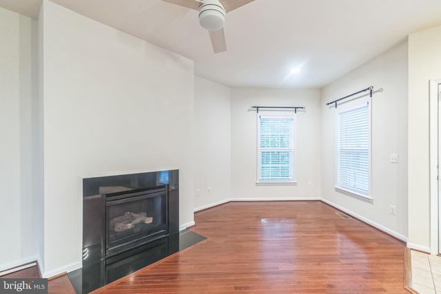 42385 TRELLIS SQ, Brambleton, VA 20148