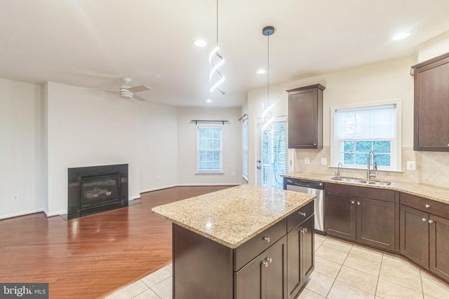 42385 TRELLIS SQ, Brambleton, VA 20148