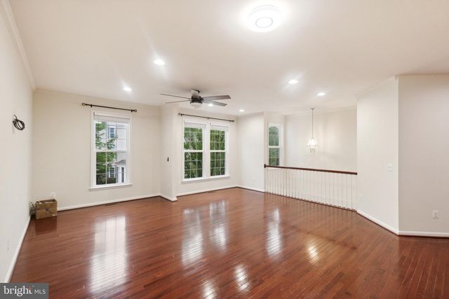 42385 TRELLIS SQ, Brambleton, VA 20148