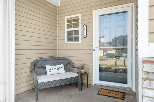 4612 Beacon Ridge Lane, Flowery Branch, GA 30542
