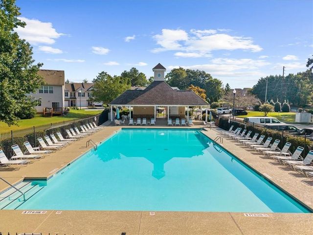 4612 Beacon Ridge Lane, Flowery Branch, GA 30542