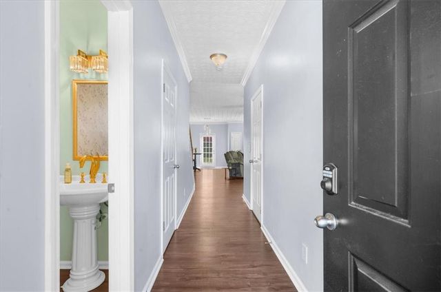 4612 Beacon Ridge Lane, Flowery Branch, GA 30542