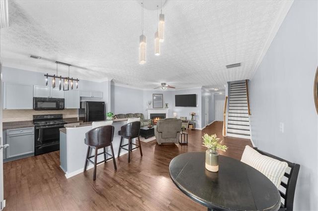 4612 Beacon Ridge Lane, Flowery Branch, GA 30542