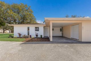 5011 LIVE OAK CIRCLE, Bradenton, FL 34207