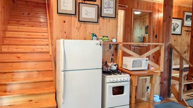 8884 Raps Road, Cook, MN 55723