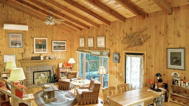 8884 Raps Road, Cook, MN 55723