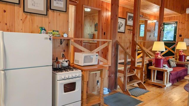 8884 Raps Road, Cook, MN 55723