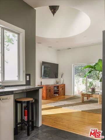 2123 Branden Street, Los Angeles, CA 90026