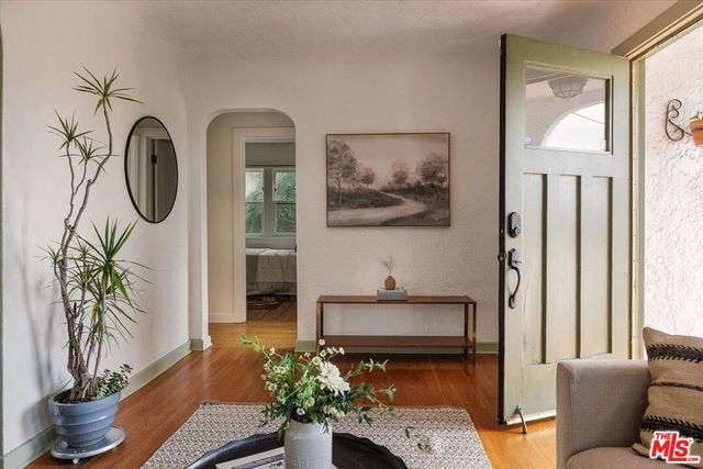 2123 Branden Street, Los Angeles, CA 90026