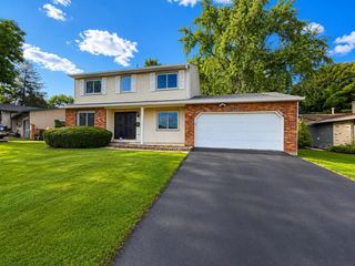 1656 Staffordshire Road, Columbus, OH 43229