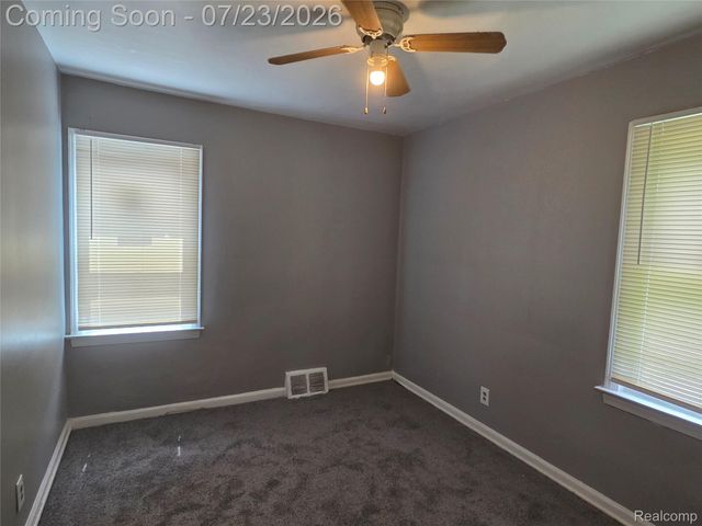 11591 Roxbury Street, Detroit, MI 48224