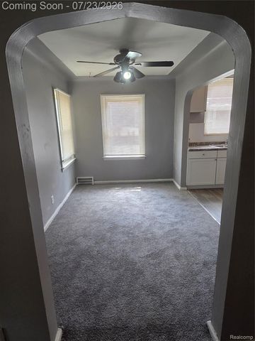 11591 Roxbury Street, Detroit, MI 48224