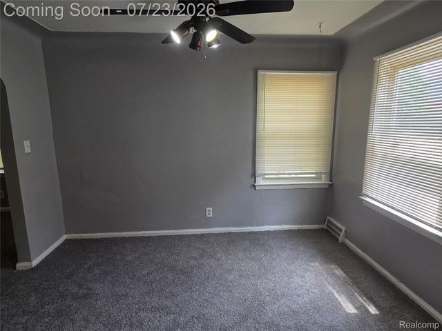 11591 Roxbury Street, Detroit, MI 48224