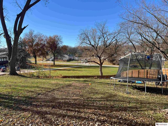 714 S 10th Street, Plattsmouth, NE 68048