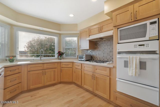 29930 Eastvale Court, Agoura Hills, CA 91301