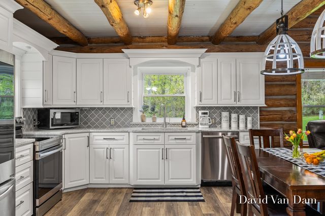 1881 N Norris Road, Yankee Springs Twp, MI 49333