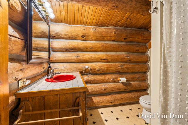 1881 N Norris Road, Yankee Springs Twp, MI 49333