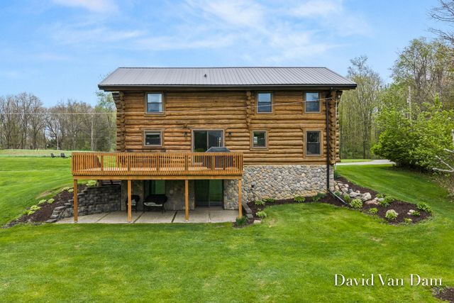 1881 N Norris Road, Yankee Springs Twp, MI 49333