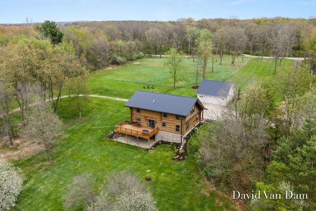 1881 N Norris Road, Yankee Springs Twp, MI 49333