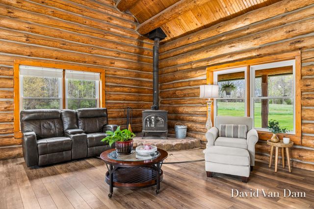 1881 N Norris Road, Yankee Springs Twp, MI 49333