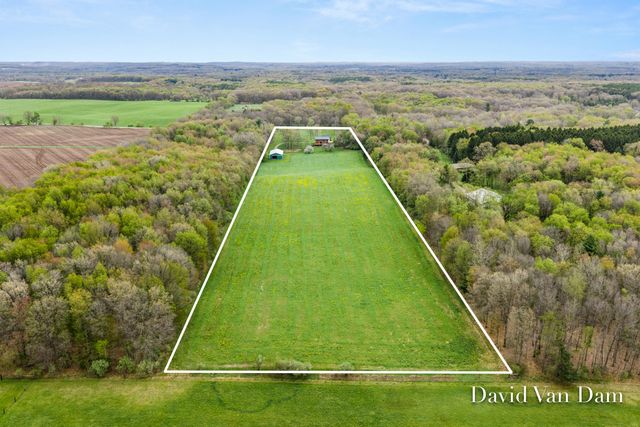 1881 N Norris Road, Yankee Springs Twp, MI 49333