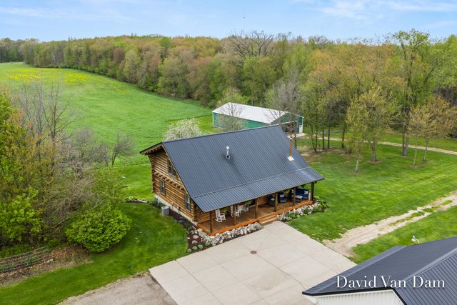 1881 N Norris Road, Yankee Springs Twp, MI 49333
