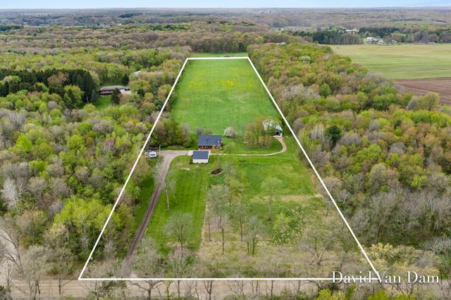 1881 N Norris Road, Yankee Springs Twp, MI 49333