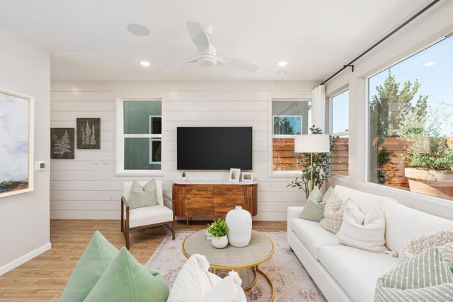 1491 Vintage Lane, Clovis, CA 93619