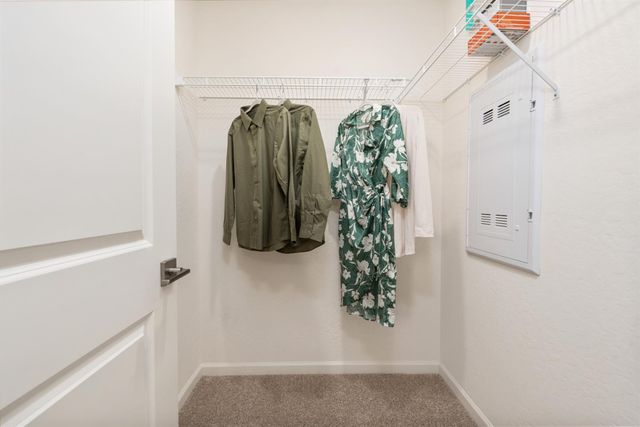 1491 Vintage Lane, Clovis, CA 93619