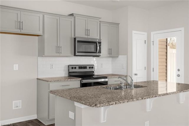 1261 Adrian Court, Mebane, NC 27302