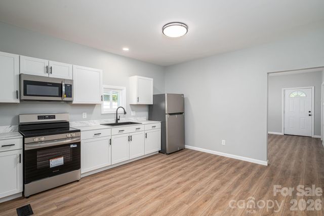 733 S Grove Street Extension, Lincolnton, NC 28092