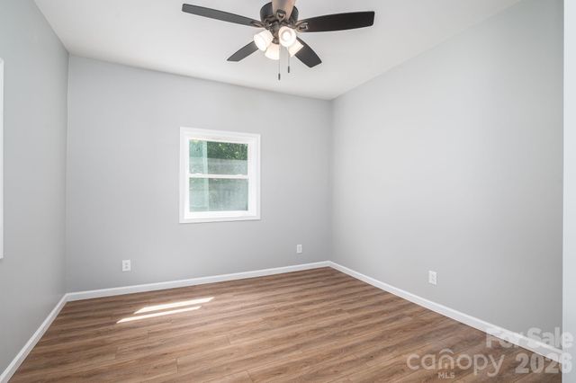 733 S Grove Street Extension, Lincolnton, NC 28092