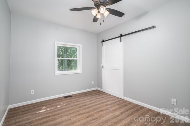 733 S Grove Street Extension, Lincolnton, NC 28092