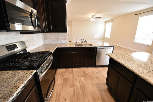 6066 AKIN CIRCLE, San Antonio, TX 78261