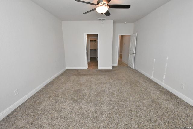 6066 AKIN CIRCLE, San Antonio, TX 78261