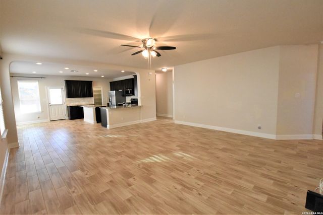 6066 AKIN CIRCLE, San Antonio, TX 78261