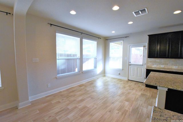 6066 AKIN CIRCLE, San Antonio, TX 78261