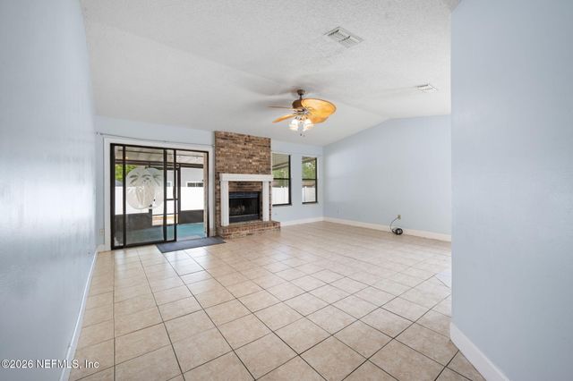 8121 MORRISTOWN Trail, Jacksonville, FL 32244