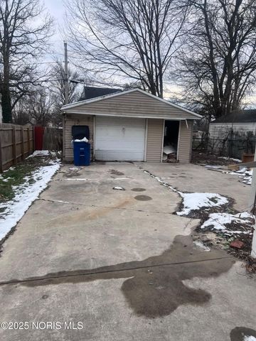 1401 Foster Avenue, Toledo, OH 43606