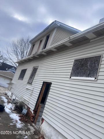 1401 Foster Avenue, Toledo, OH 43606