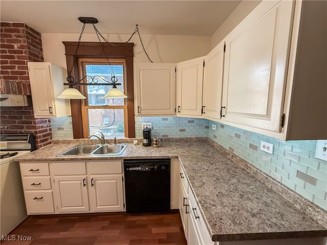 1603 Avery Street, Parkersburg, WV 26101