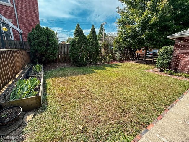 1603 Avery Street, Parkersburg, WV 26101