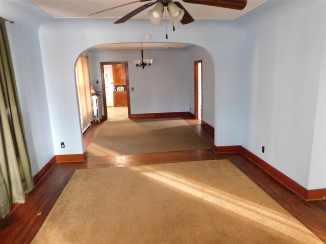 332 3rd Street, Manistee, MI 49660