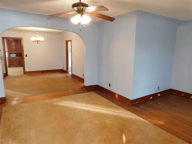 332 3rd Street, Manistee, MI 49660