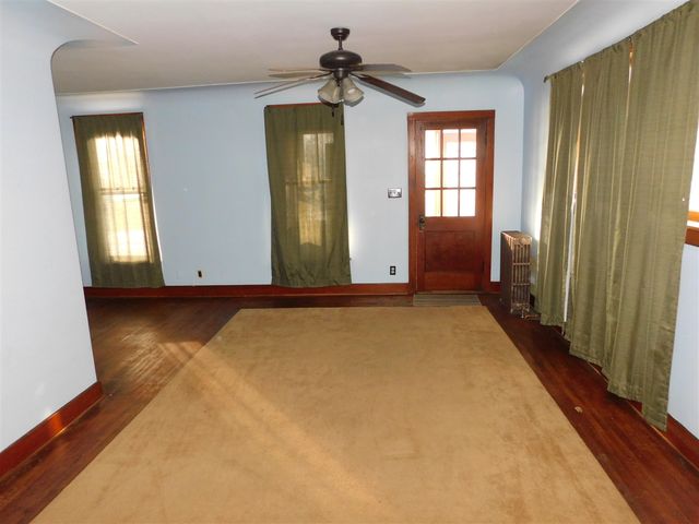 332 3rd Street, Manistee, MI 49660