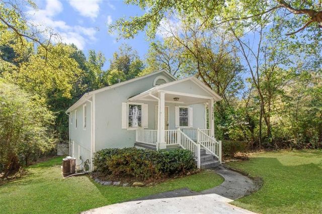 8211 Thompson Street, Douglasville, GA 30134