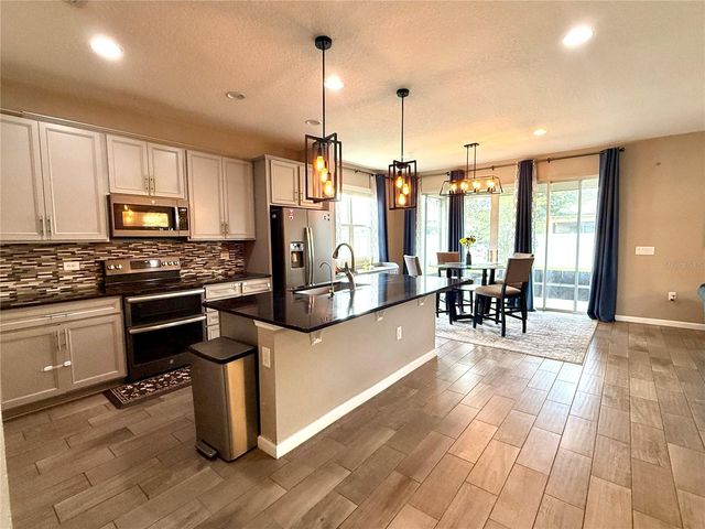 5608 BLOWING WIND PLACE, St Cloud, FL 34771