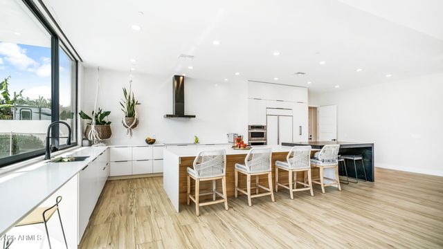 7417 E Paradise Drive, Scottsdale, AZ 85260